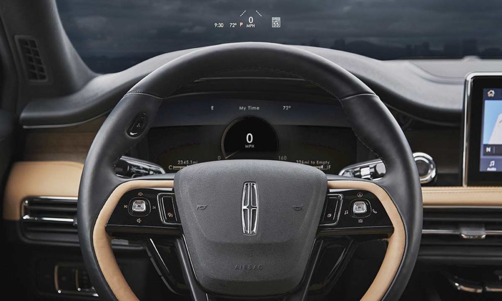 2020-Lincoln-Corsair-Interior-Instrument-Cluster-Head-Up-Display