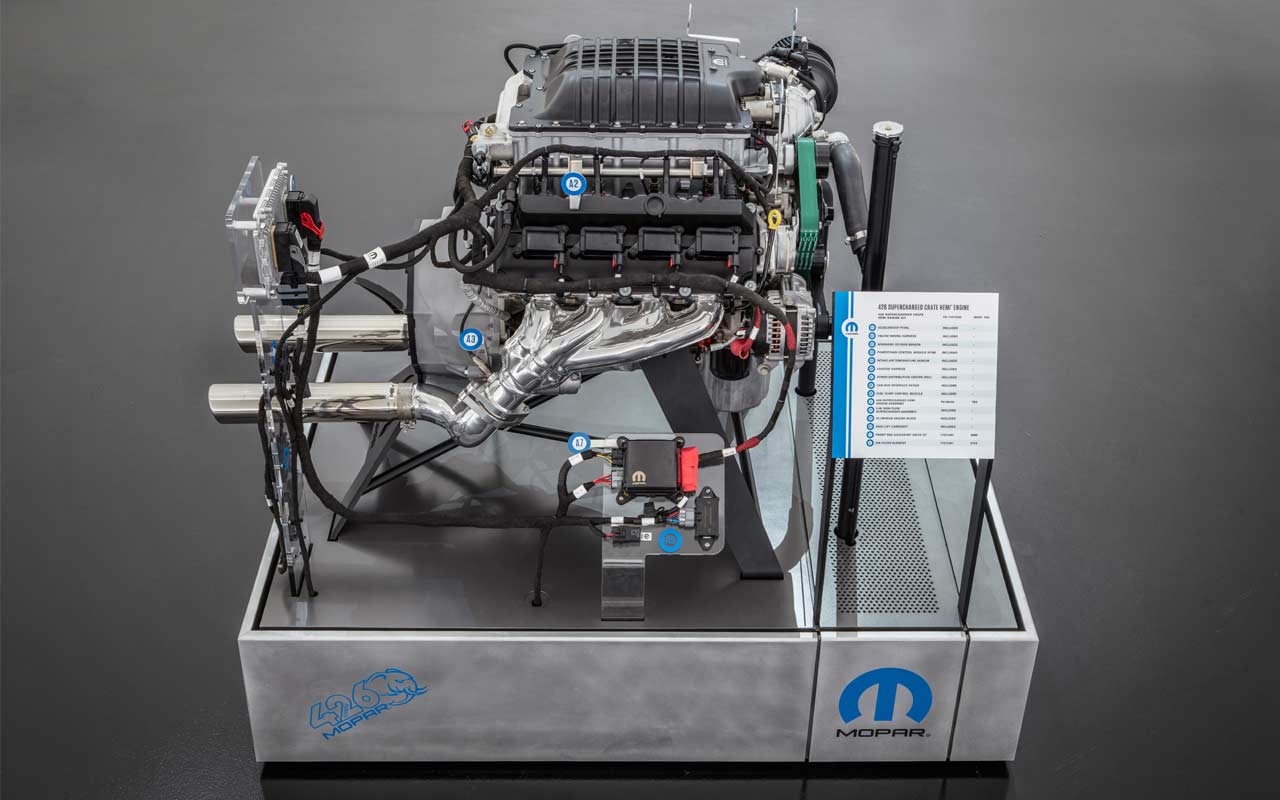Mopar 1000 hp Hellephant 426 HEMI Crate Engine