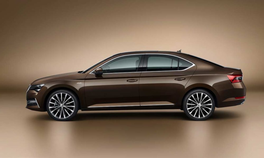 2020-Skoda-Superb-L&K_2