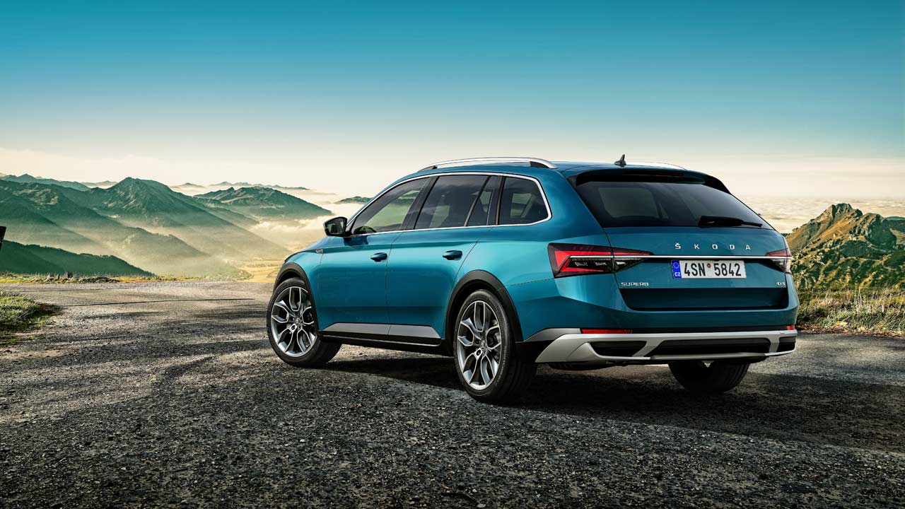 2020-Skoda-Superb-Scout_3