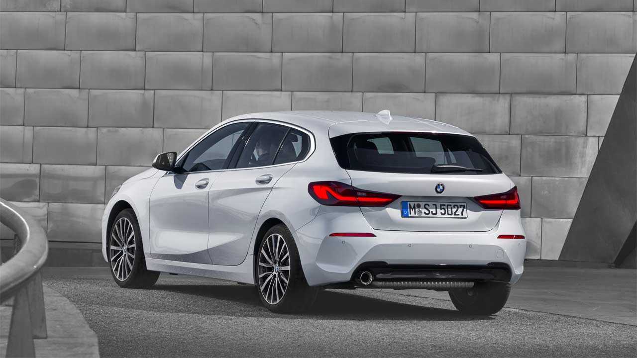 3rd-generation-BMW-1-Series-2020-BMW-118i-Sportline_2
