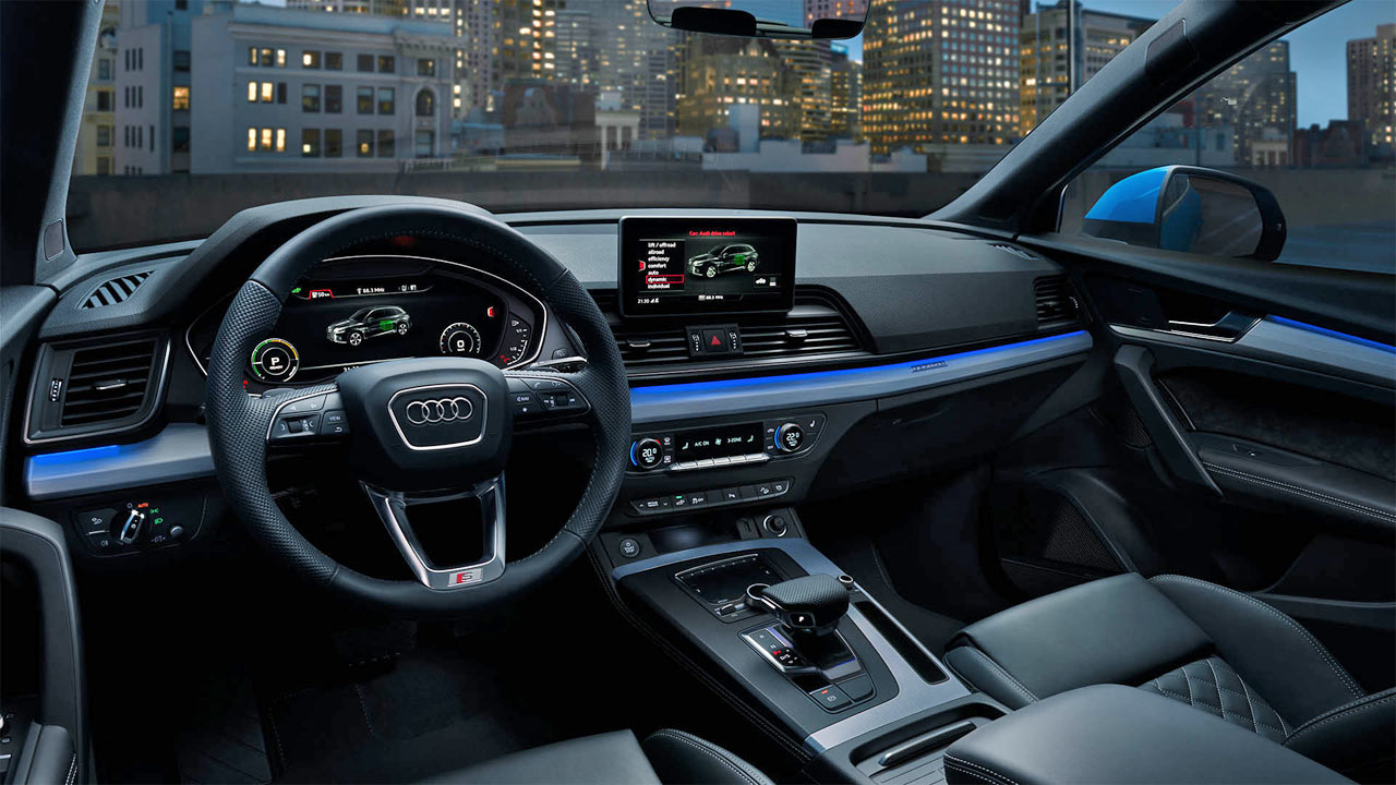 Audi-Q5-55-TFSI-e-quattro-Interior