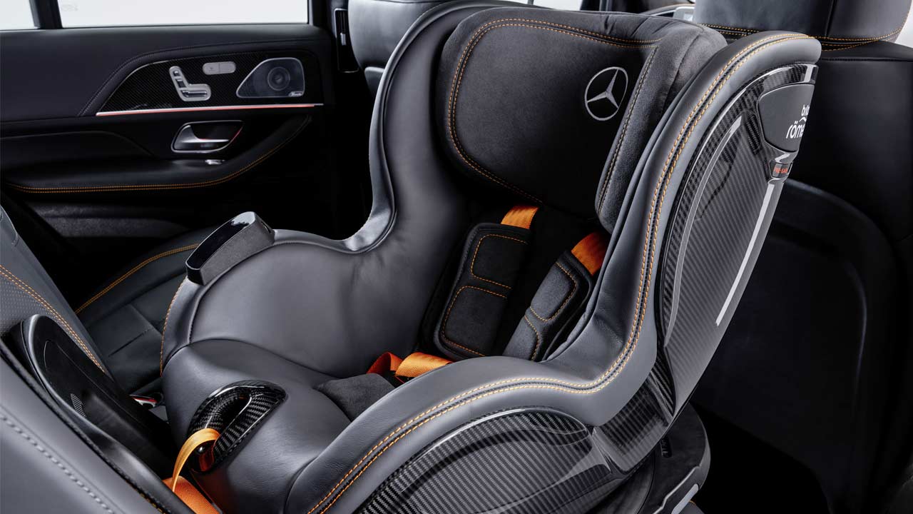 Mercedes-Benz-Experimental-Safety-Vehicle-(ESF)-2019 - Interior - Connected Child Seat