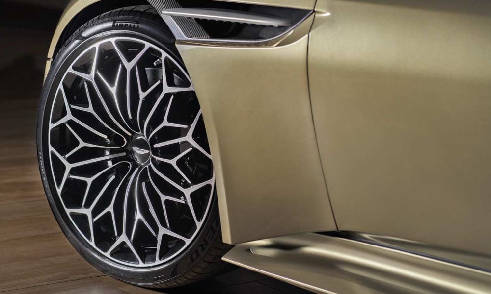 On-Her-Majesty’s-Secret-Service-Aston-Martin-DBS-Superleggera-special-edition-wheels