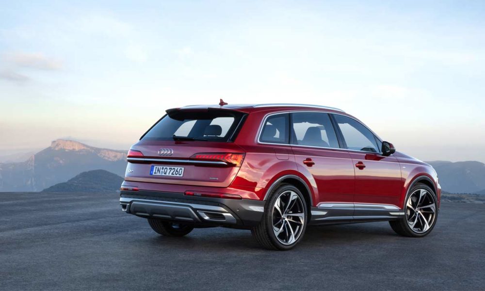 2020-Audi-Q7_4
