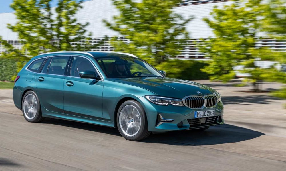 2020-BMW-3-Series-Touring-Luxury-Line