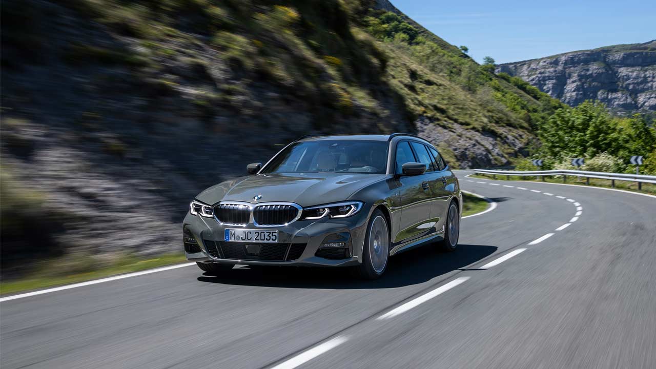 2020-BMW-3-Series-Touring-M-Sport