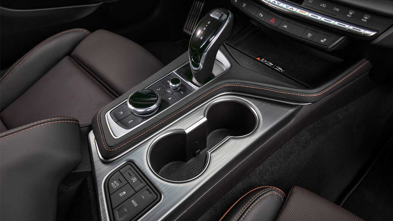 2020-Cadillac-CT4-V Interior Centre Console