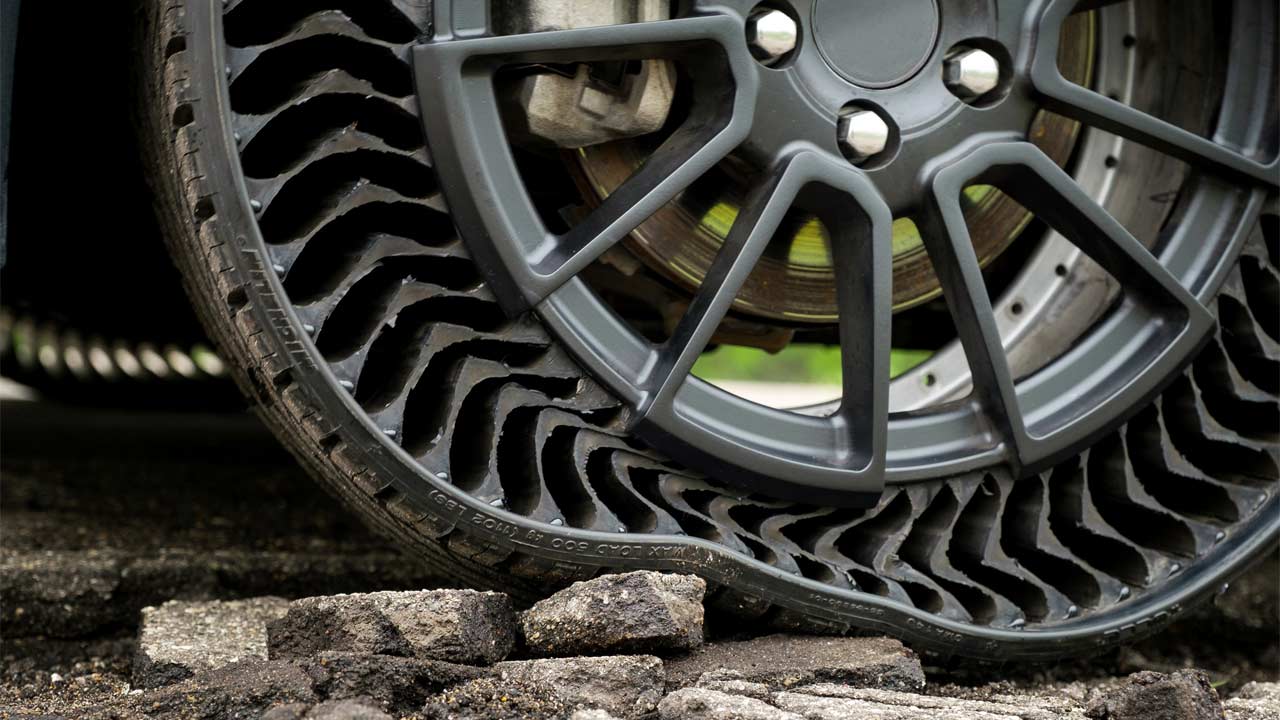 Michelin-Uptis-airless-tire_3