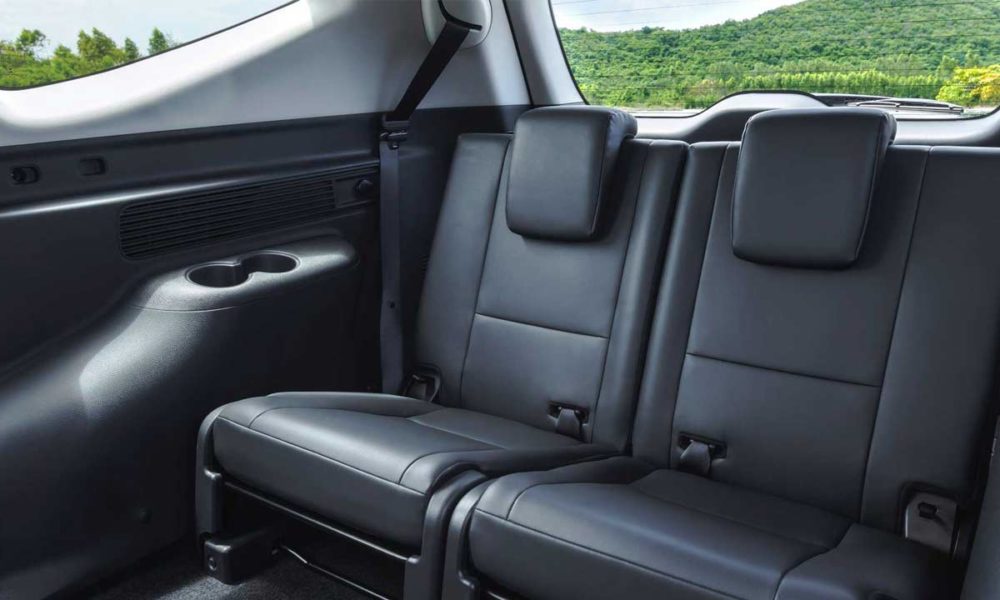 2019-New-Mitsubishi-Pajero-Sport-facelift-Interior-third-row