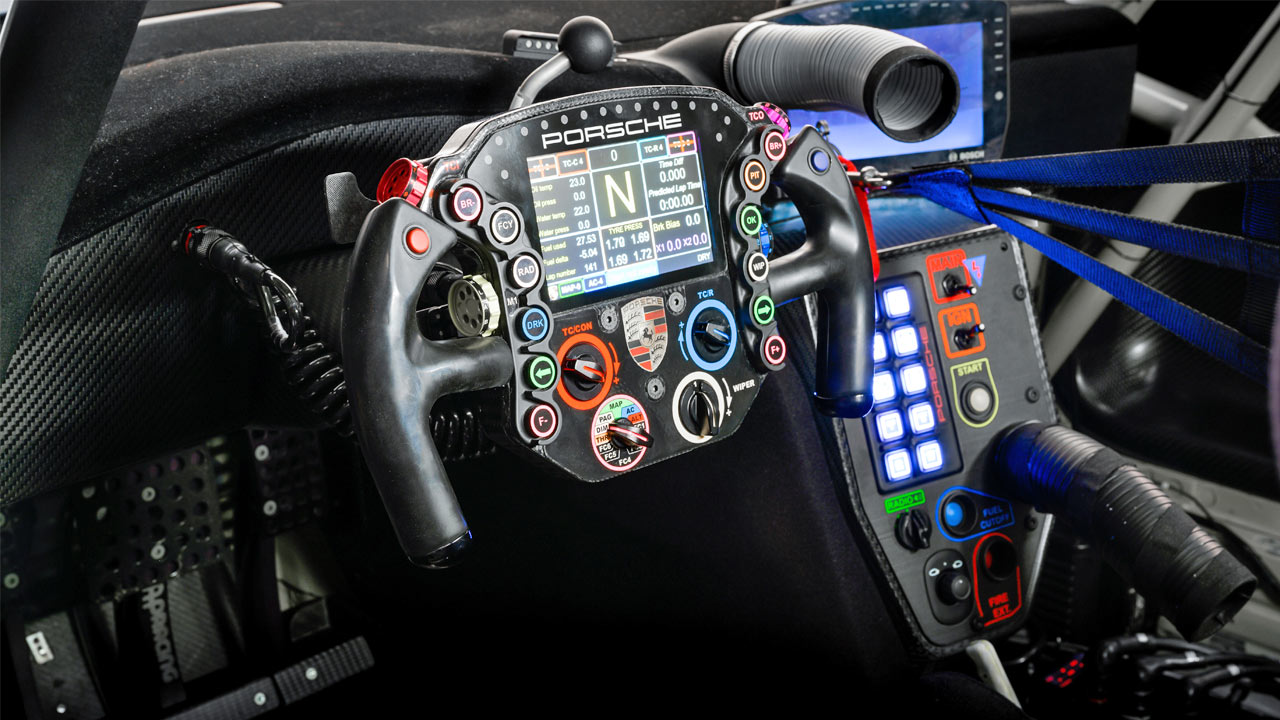 2019 Porsche 911 RSR Interior Instruments
