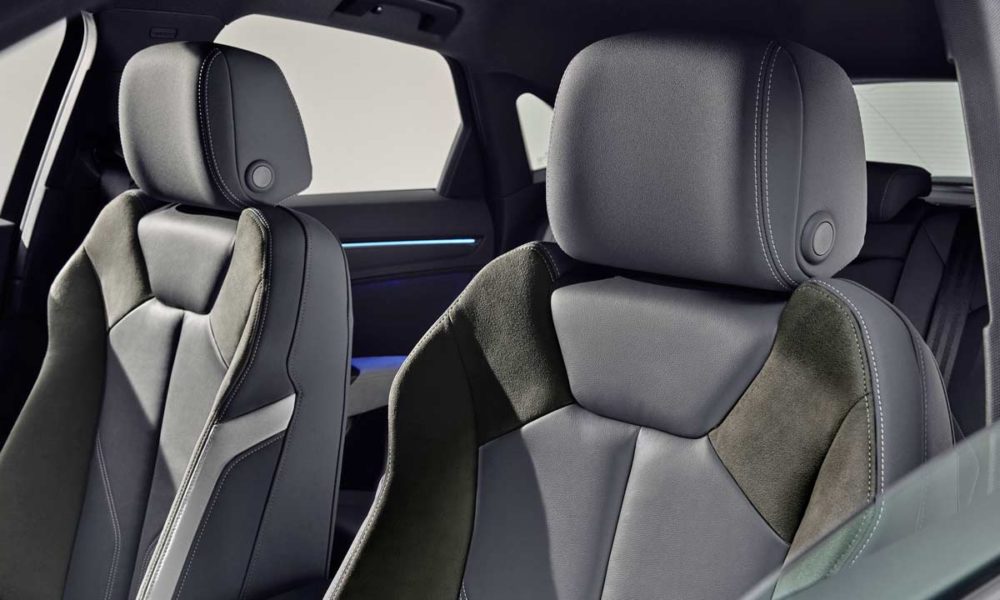 2020-Audi-Q3-Sportback-Interior-front-seats