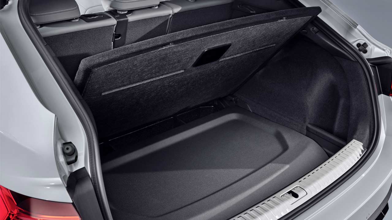 2020-Audi-Q3-Sportback-boot