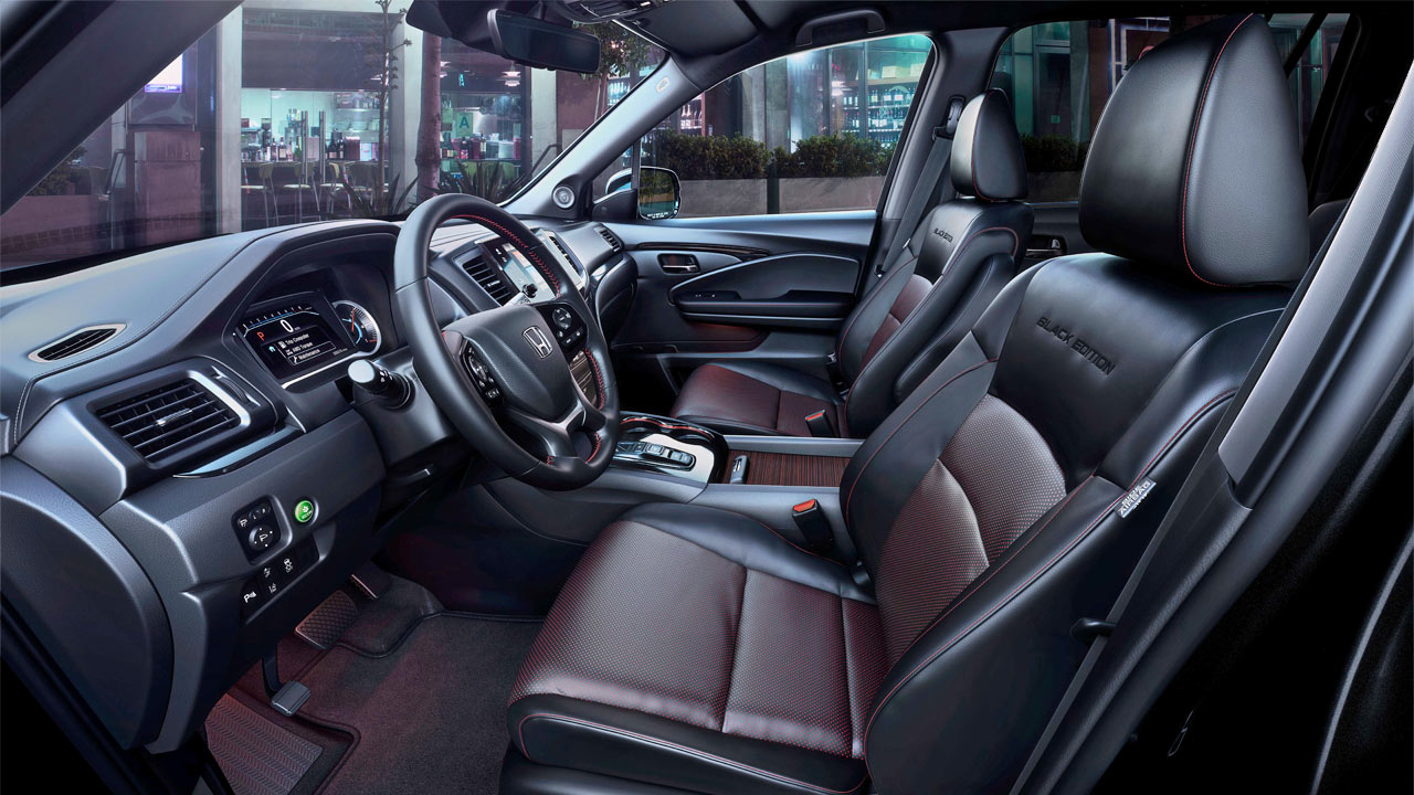 2020-Honda-Pilot-Black-Edition-Trim-Interior