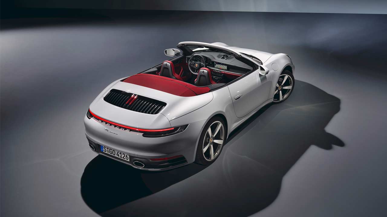 2020-Porsche-911-Carrera-Cabriolet-Interior