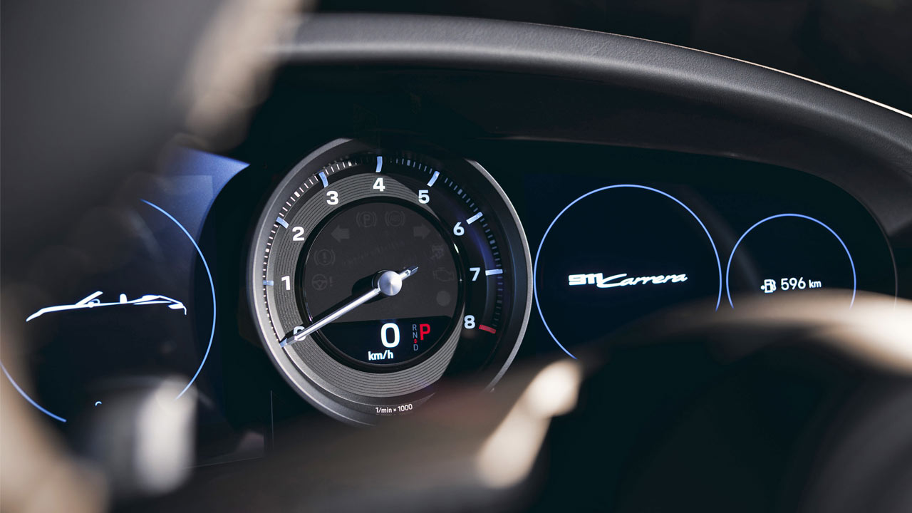 2020-Porsche-911-Carrera-Interior-Instrument-Cluster