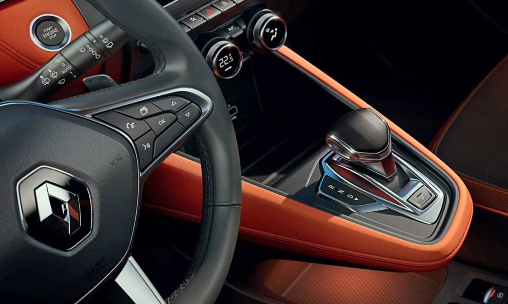 2nd-generation 2020 Renault Captur Interior Centre Console