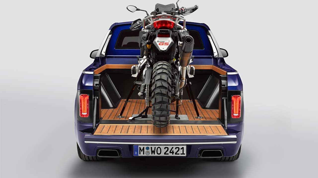 BMW X7 Pick-up concept with F 850 GS_2