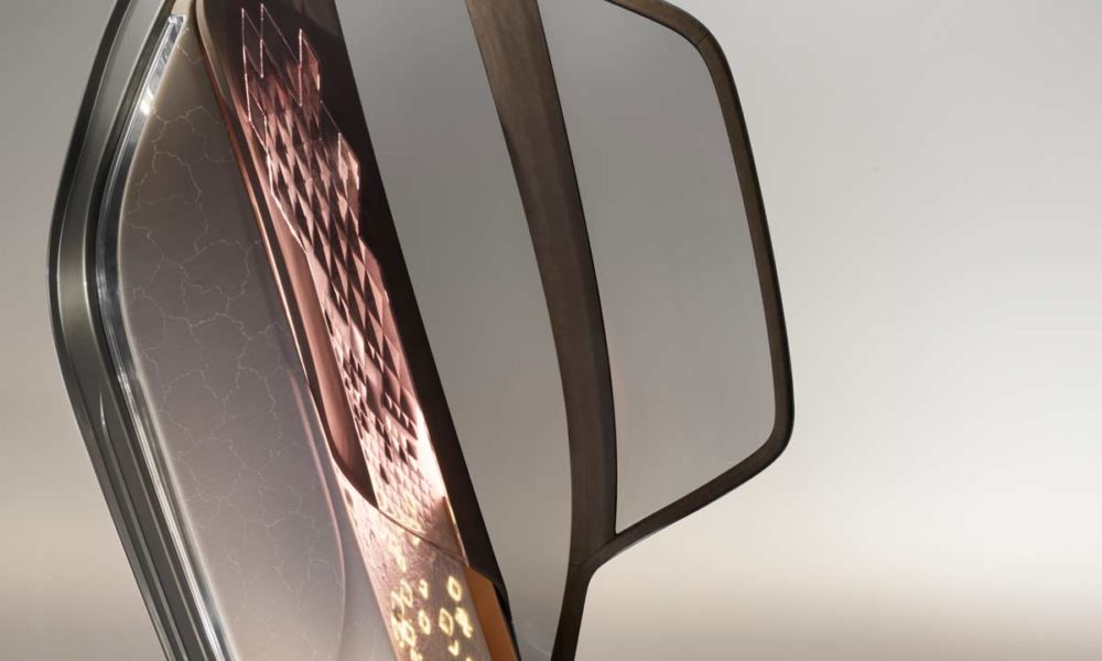 Bentley EXP 100 GT Concept door pad