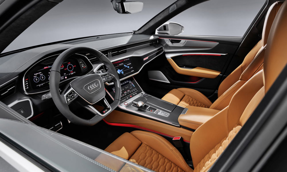 2020-Audi-RS6-Avant-interior