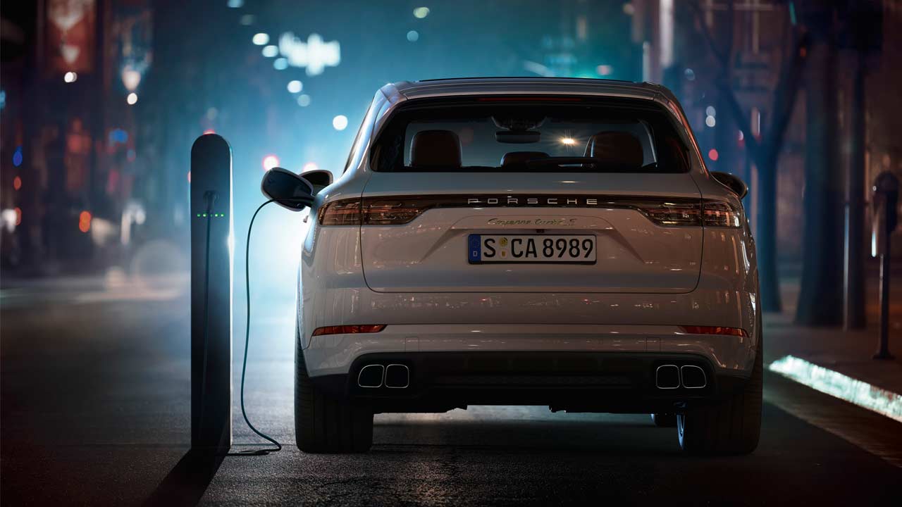2020 Porsche Cayenne Turbo S E-Hybrid_3