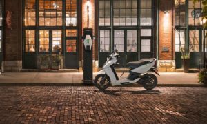Ather-electric-scooter-AtherGrid