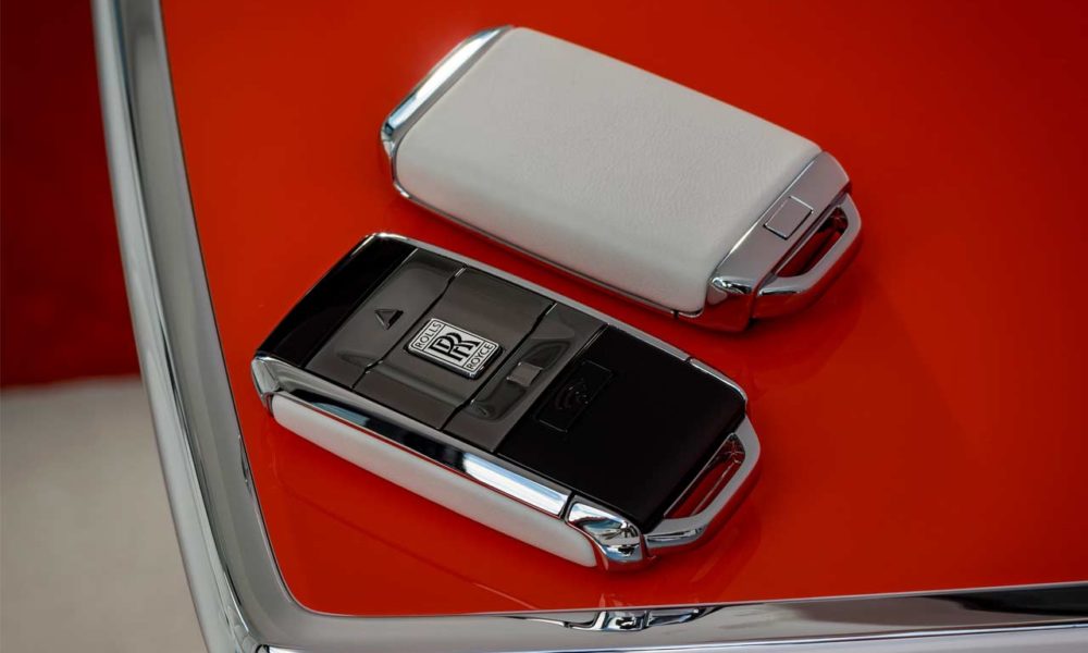 Rolls Royce Cullinan  Phantom key fob battery change  EASY DIY  YouTube