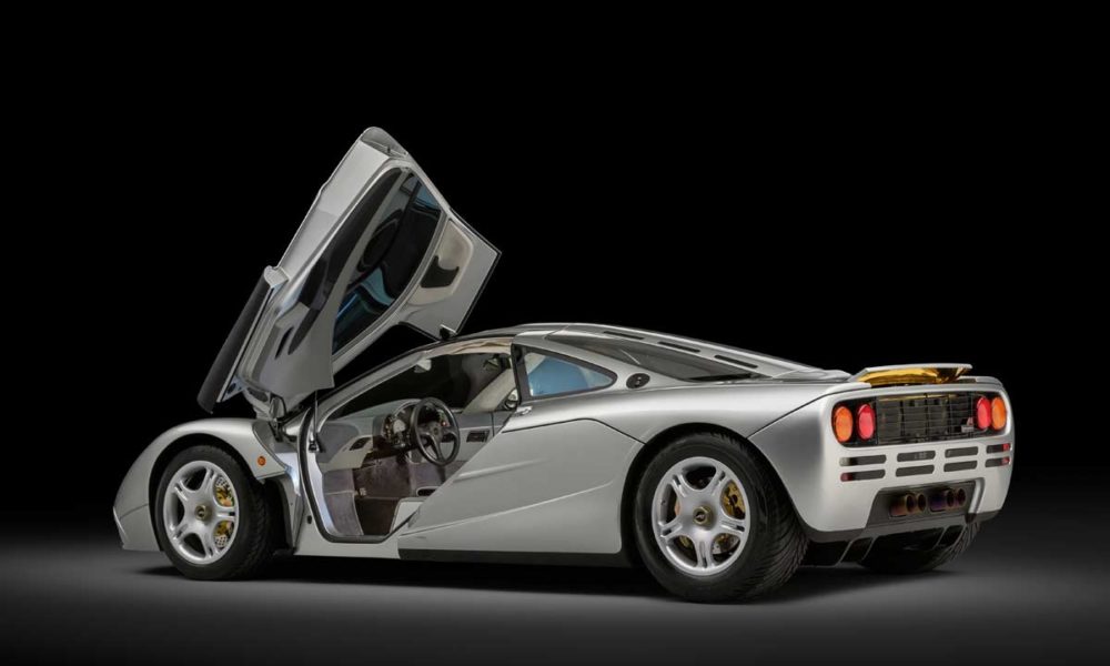 Freshly-restored McLaren F1 #063_door_open