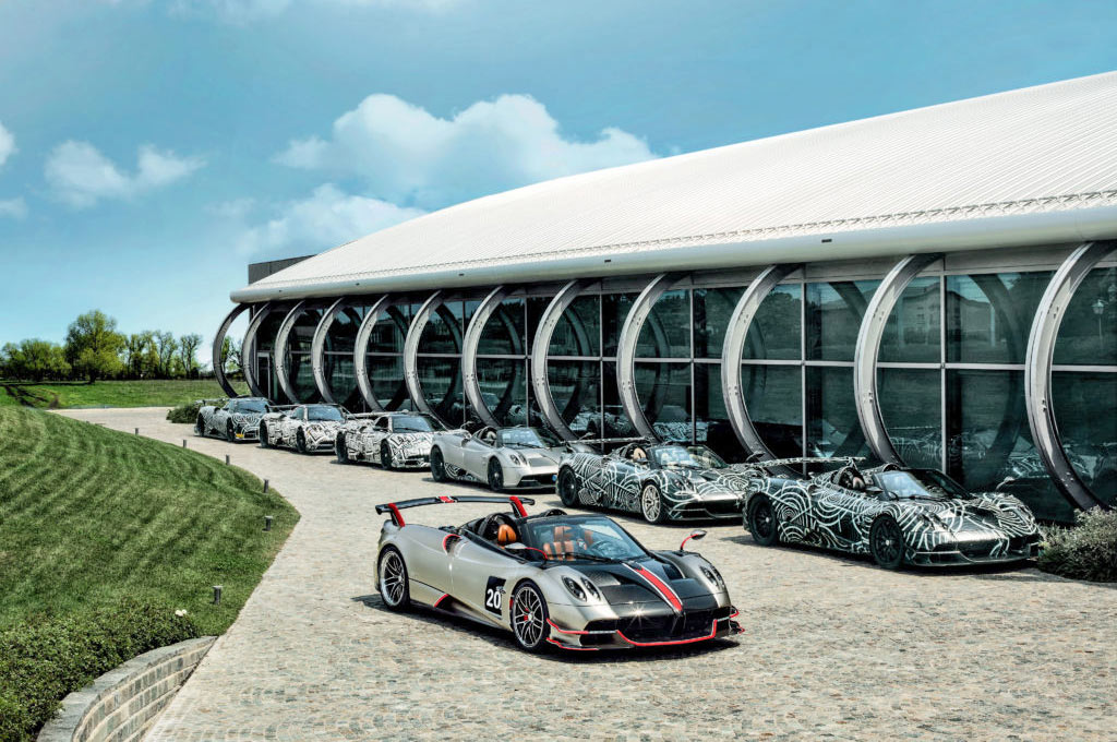 Pagani-Huayra-Roadster-BC-in-front-of-factory