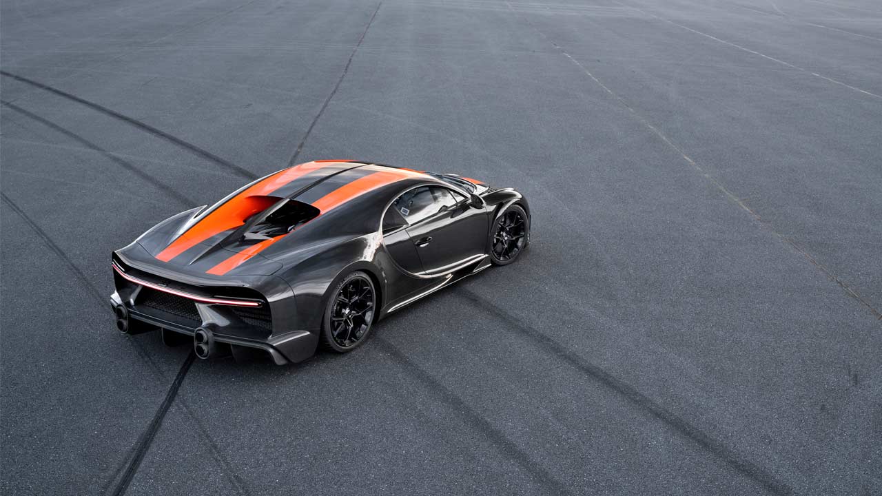 2019 Bugatti Chiron prototype - world record - 304 mph 490 kmh_rear