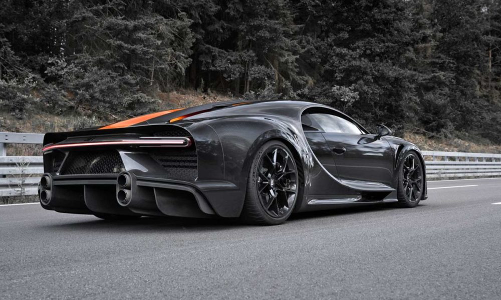 2019 Bugatti Chiron prototype - world record - 304 mph 490 kmh_rear_2