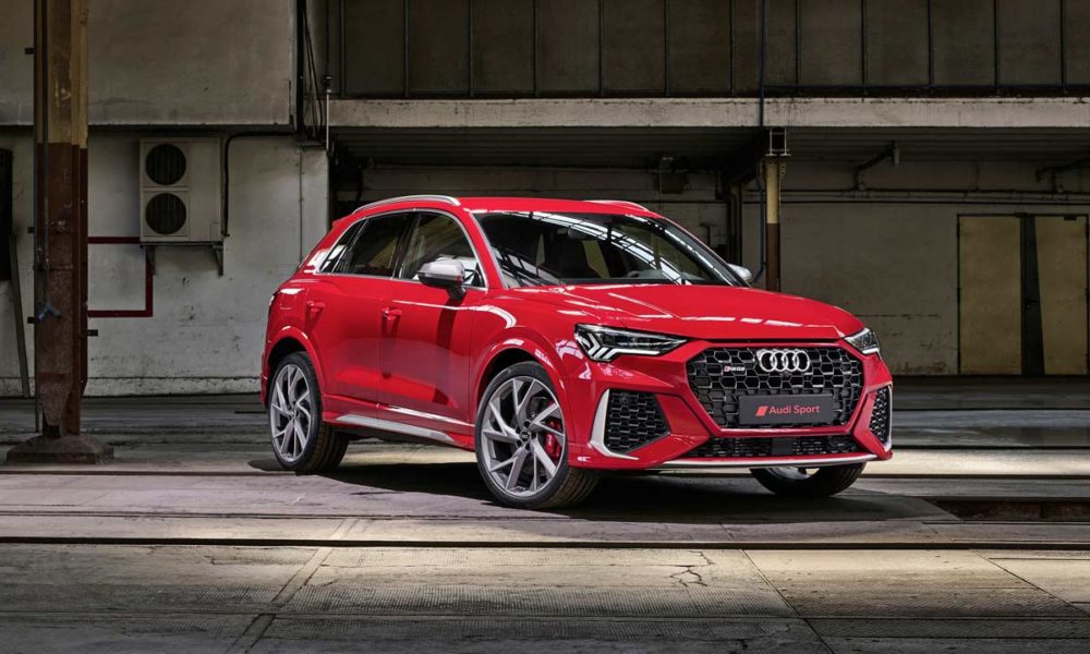 2020-Audi-RS-Q3_front_2