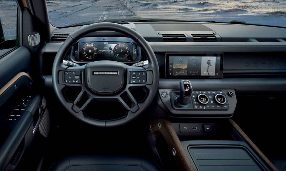2020-Land-Rover-Defender_Interior