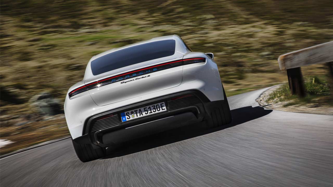 2020-Porsche-Taycan-Turbo-S_rear
