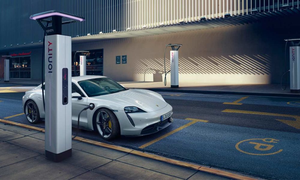 2020-Porsche-Taycan_IONITY_charging
