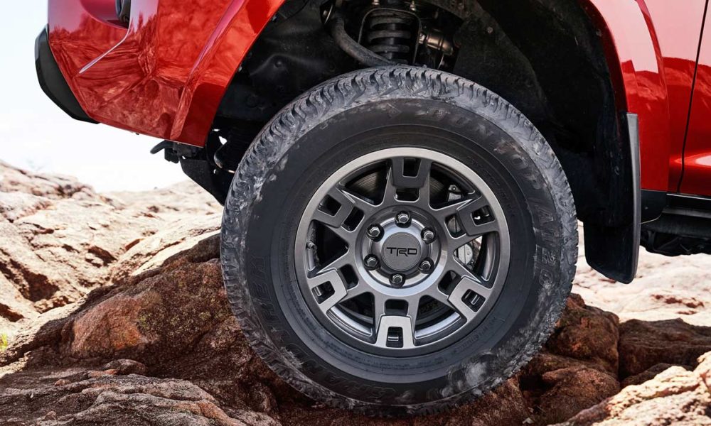2020-Toyota-4Runner-Venture-Edition_wheels