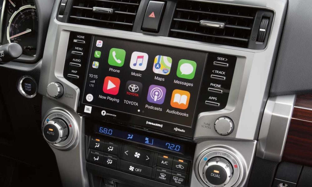 2020-Toyota-4Runner-interior_touchscreen_infotainment_system