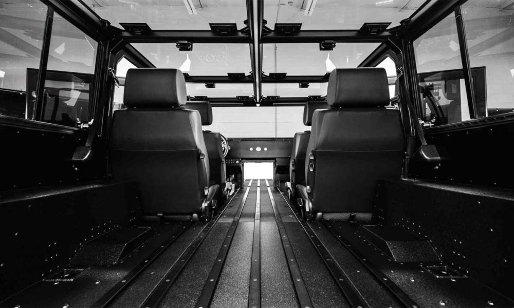 Bollinger-B1-4-door-and-B2-pick-up-truck-prototype_interiors_3