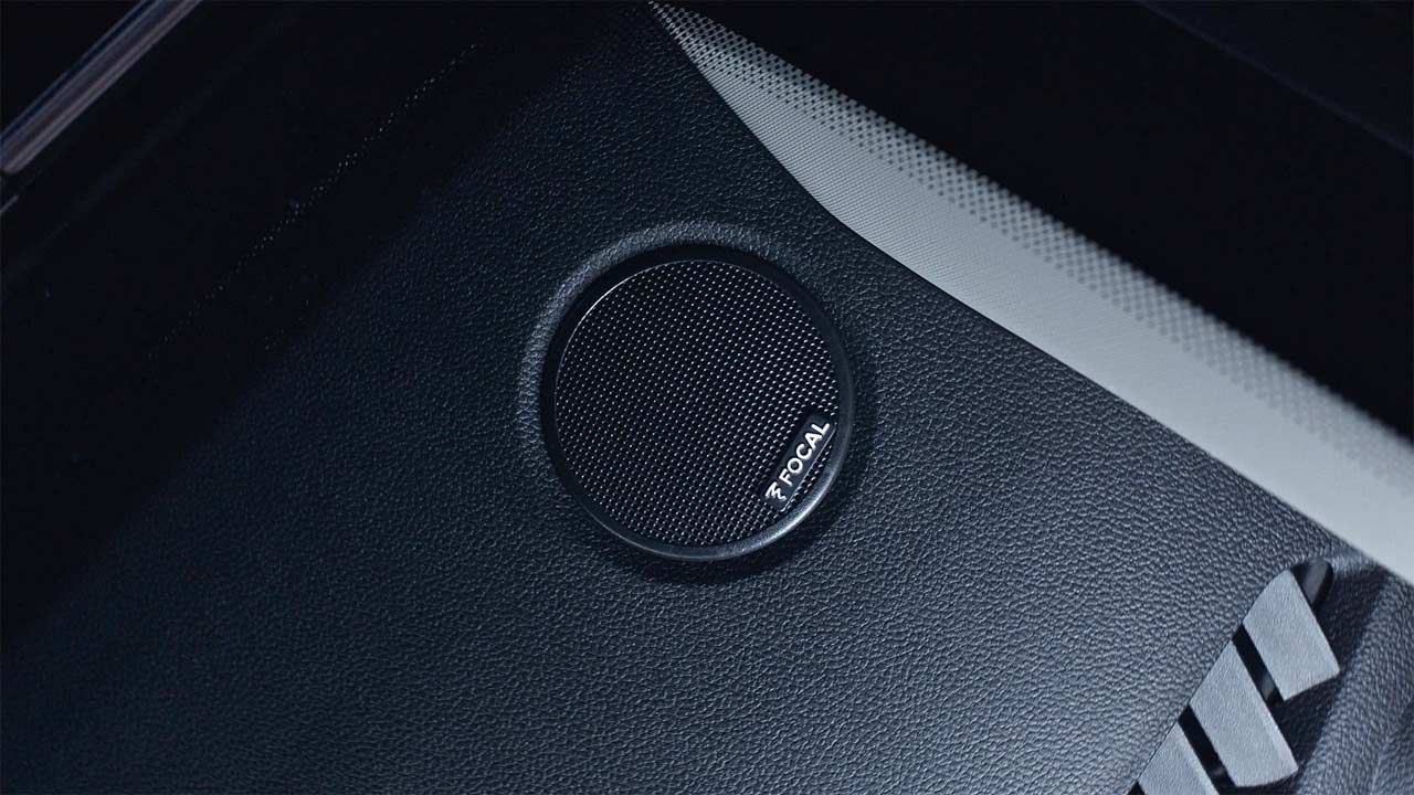 Dacia-Duster-Black-Collector_limited_edition_interior_3