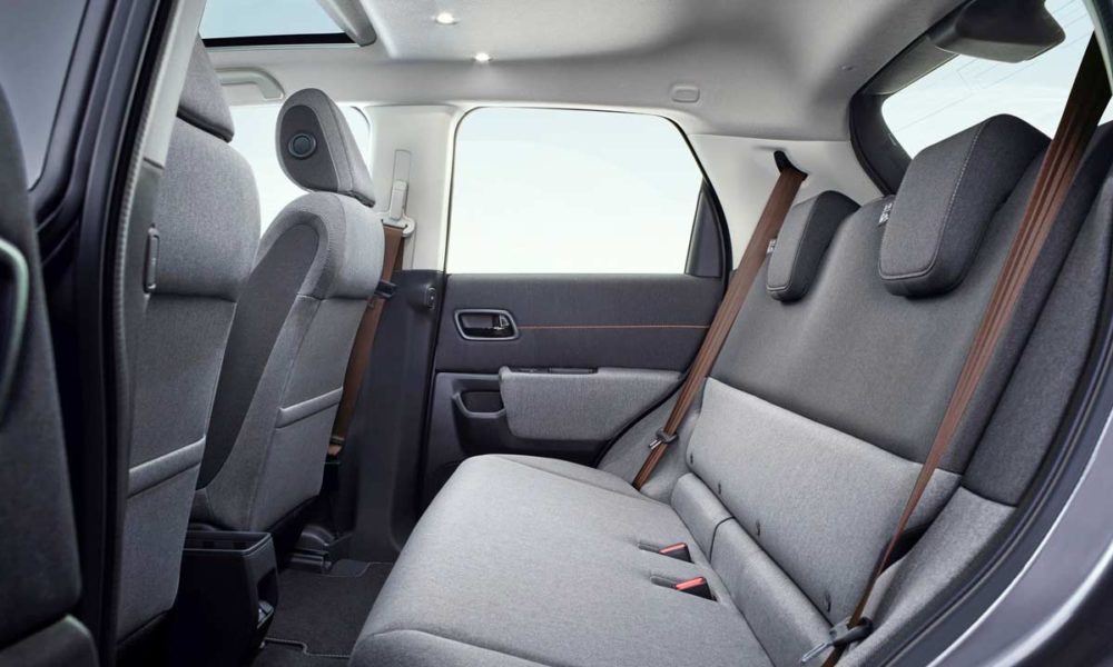 Honda-e-electric-vehicle_interior_rear_seats