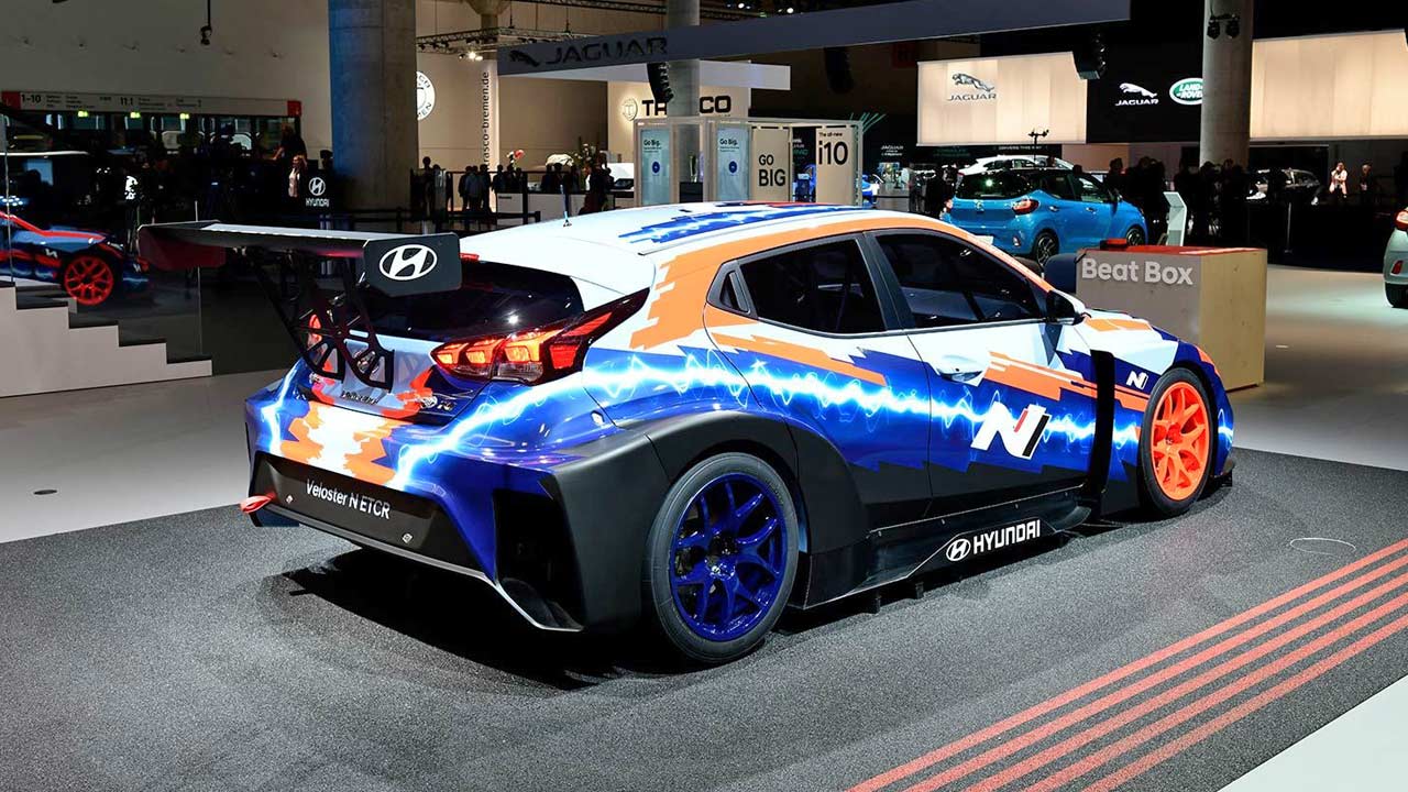 Hyundai-Veloster-N-ETCR-electric-race-car-Frankfurt-Show-Live_4