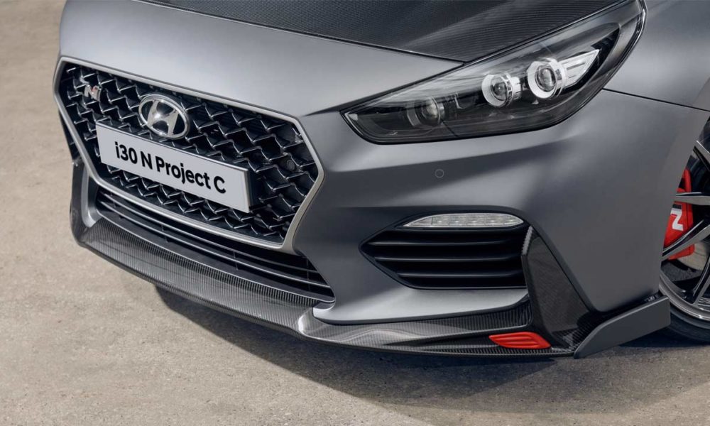 Hyundai-i30-N-Project-C_front_headlamps