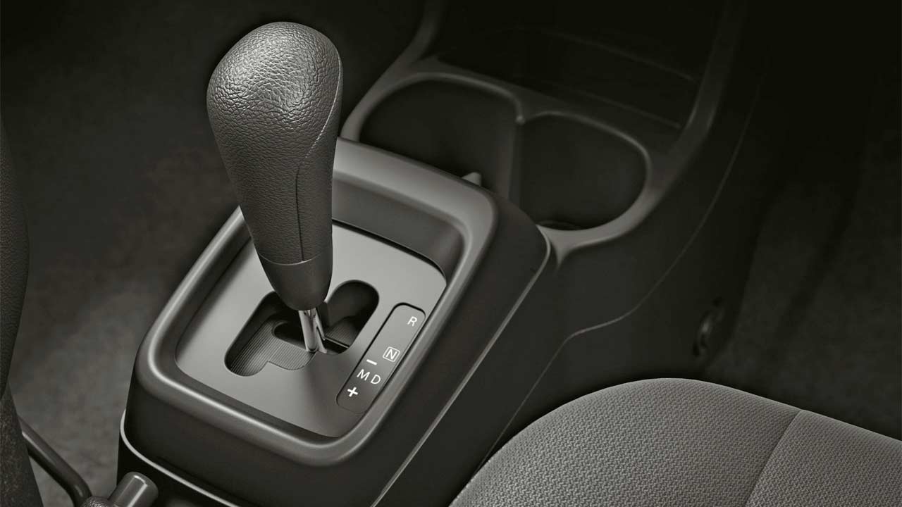 Maruti-Suzuki-S-Presso_interior_centre_console_AMT_gear_shifter