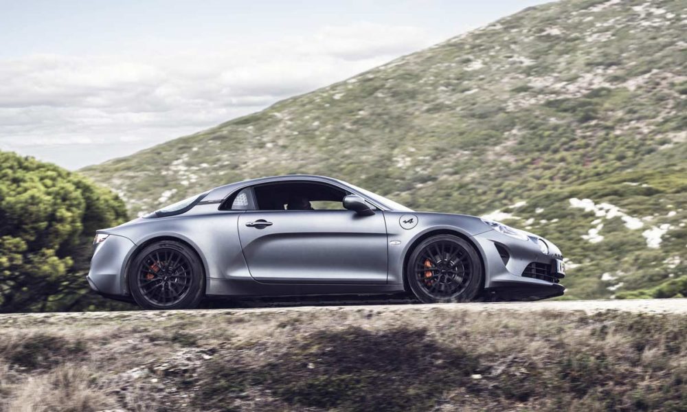 2019-Alpine-A110S-in-Portugal_side