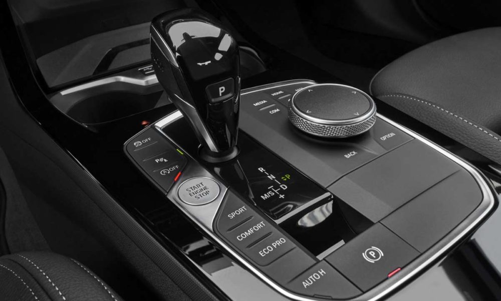 2020-BMW-2-Series-Gran-Coupe-M235i-xDrive_interior_centre_console