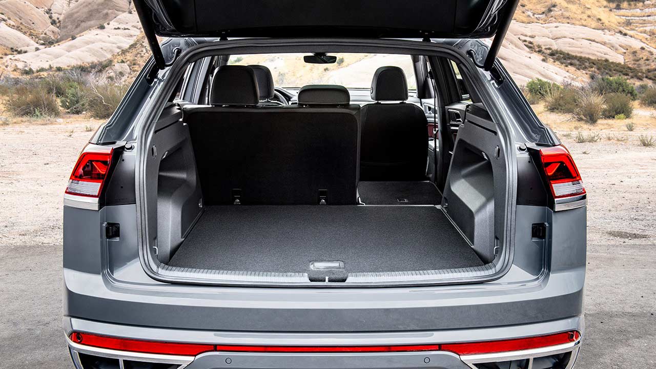 2020-Volkswagen-Atlas-Cross-Sport_Interior_luggage_space