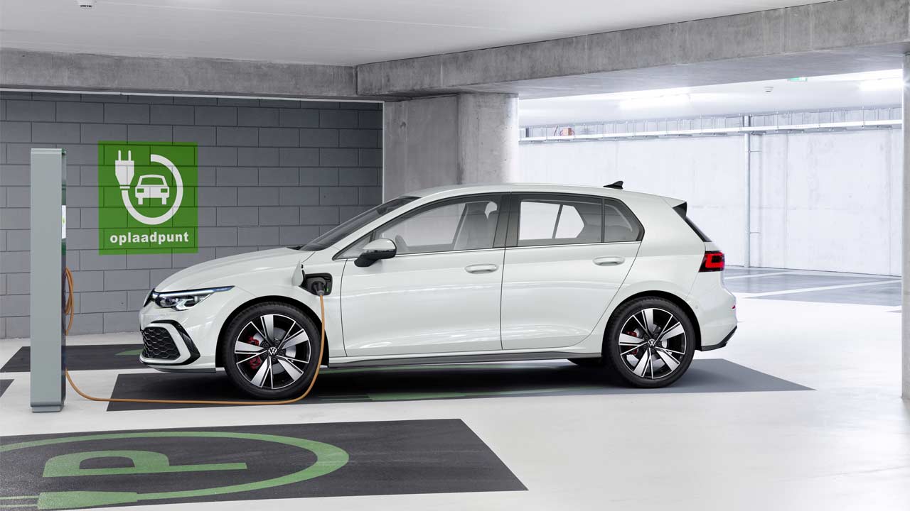 8th-generation-MK8-2020-Volkswagen-Golf_plug-in-hybrid