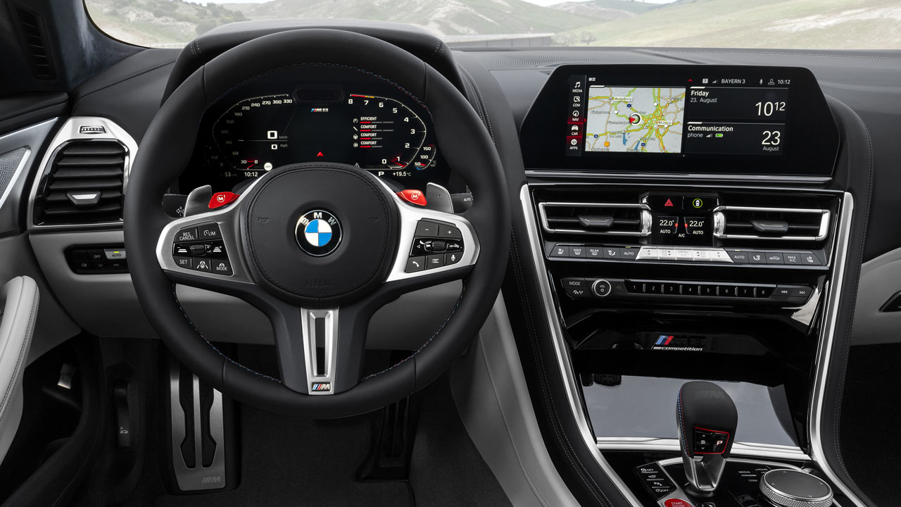 BMW-M8-Competition-Gran-Coupe_interior_steering_wheel_instrument_cluster