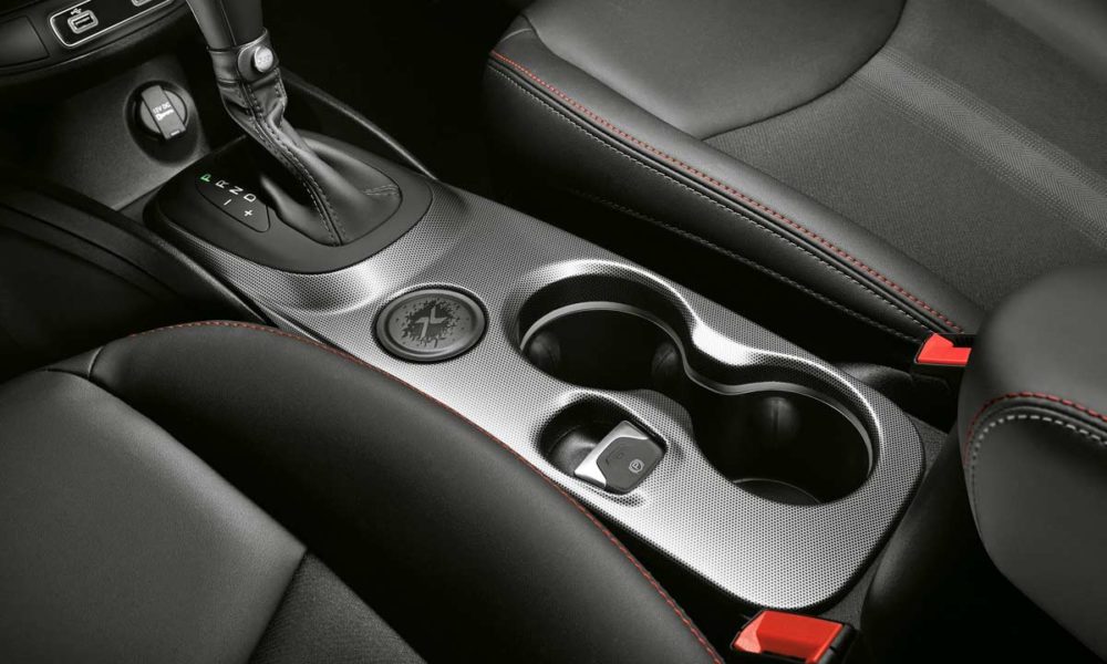 Fiat-500X-Sport_interior_centre_console
