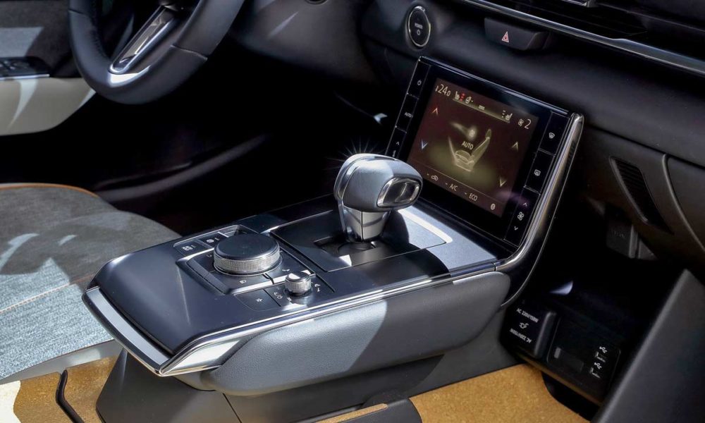 Mazda-MX-30-electric-SUV_interior_centre_console_infotainment_system